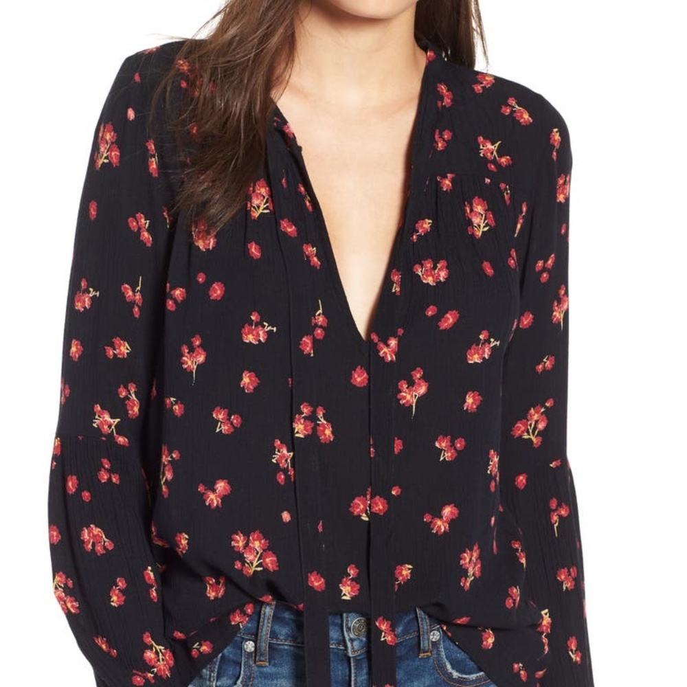 BILLABONG Birds on High Tie Neck Blouse NWT